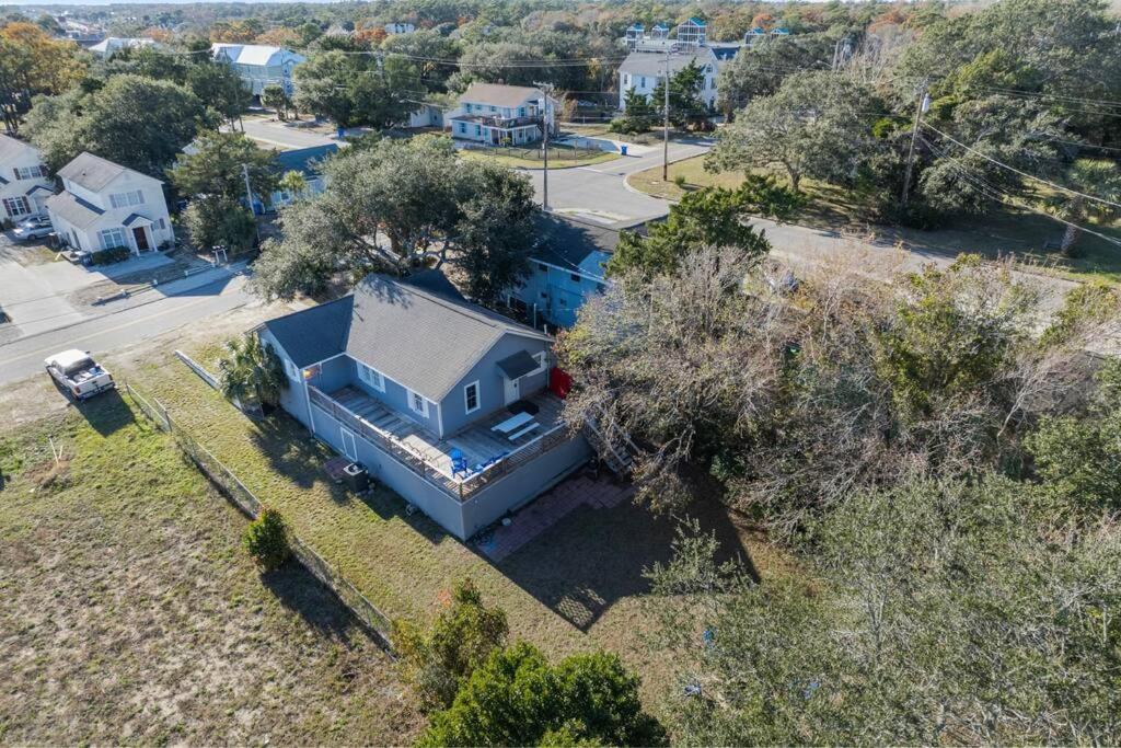 Gorgeous Centrally Located Ocean View 2 King, Huge Private Yard & Deck, Firepit, Bbq, & Game Tables Myrtle Beach Exterior photo