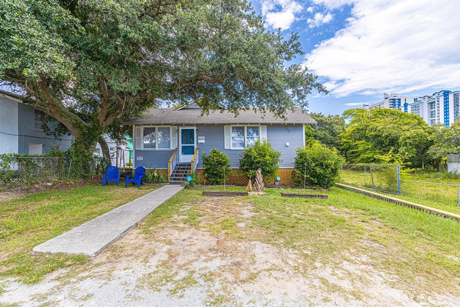 Gorgeous Centrally Located Ocean View 2 King, Huge Private Yard & Deck, Firepit, Bbq, & Game Tables Myrtle Beach Exterior photo