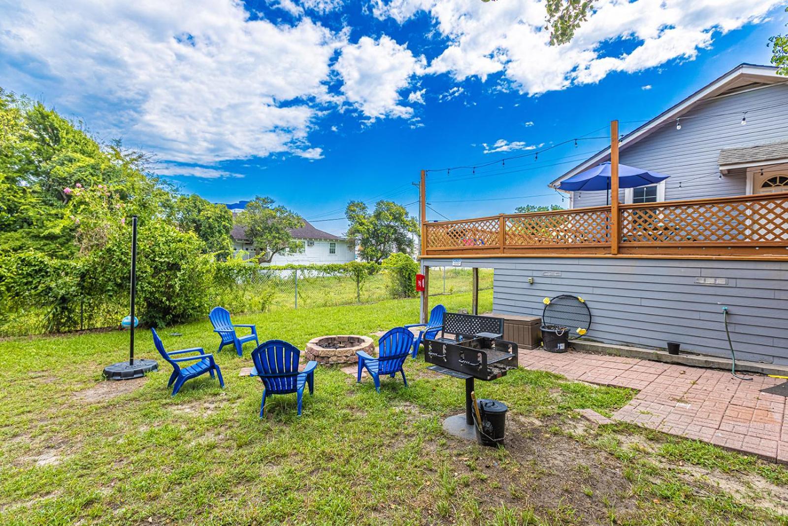 Gorgeous Centrally Located Ocean View 2 King, Huge Private Yard & Deck, Firepit, Bbq, & Game Tables Myrtle Beach Exterior photo